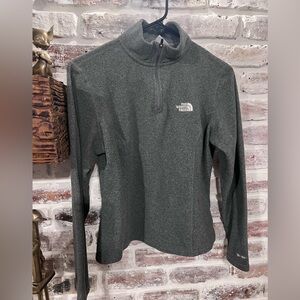 Small Gray The North Face pullover fleece